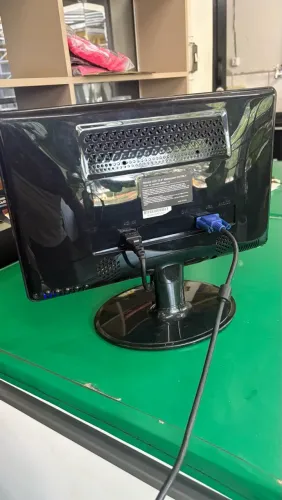 Monitor Duex 16 polegadas led