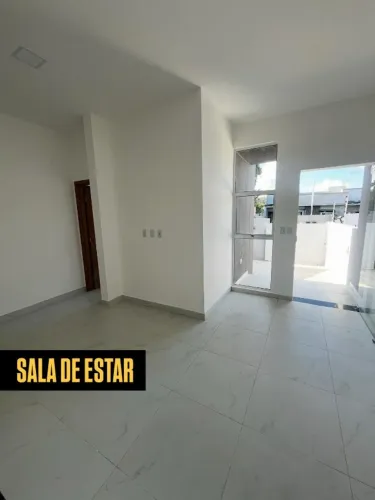 Casa em Paratibe com 2 quartos sendo 1 suíte.