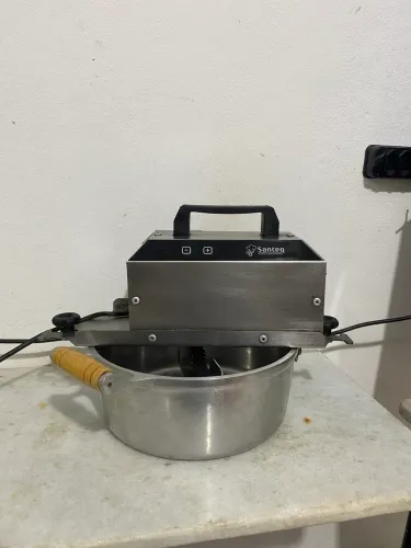 Panela mexedora de brigadeiro