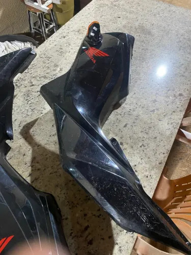 Vendo carenagem da pop110i original