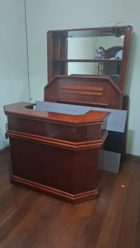 Barzinho De Madeira