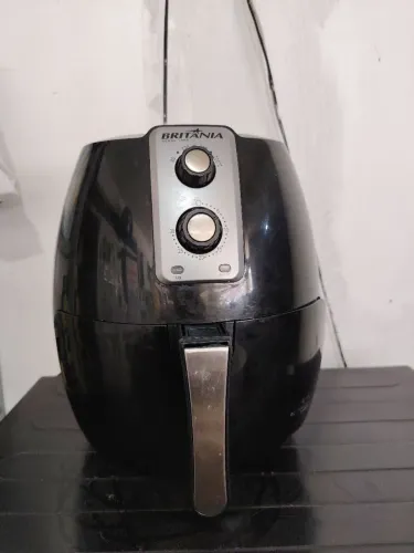 Air fryer Britânia