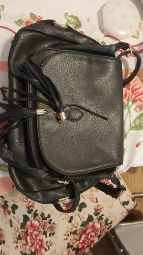 Vendo bolsa feminina preta