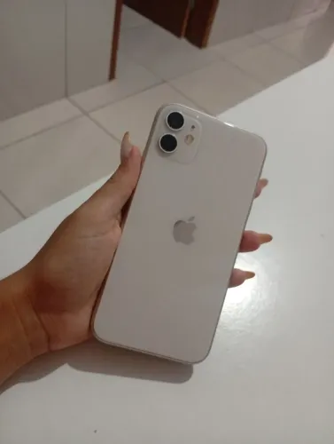 iPhone 11 64GB