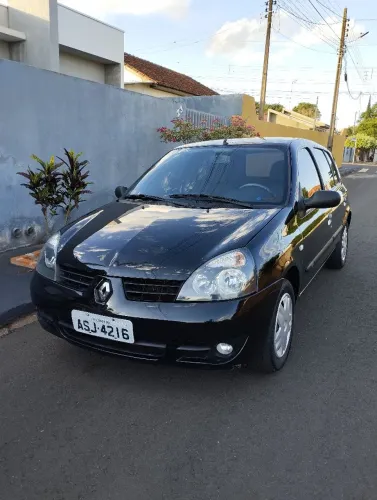 Renault Clio Campus Hi-flex 1.0 16V 5P 2010
