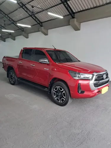 Toyota Hilux CD SRX 4X4 2.8 TDI 16V Diesel Aut. 2022
