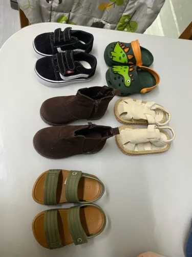 Lote de sapatos infantis 18/19/21