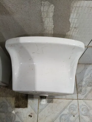 Tanque de porcelana,em bom estado