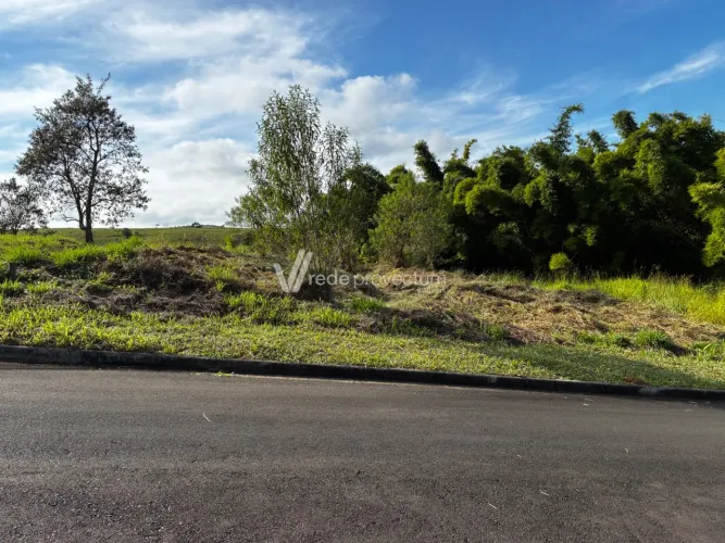 Venda, Terreno de 1768m² no Condominio Morada das Nascentes em Joaquim Egidio - Campinas/S