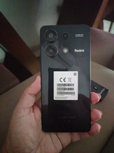 Celular sem marcas de uso