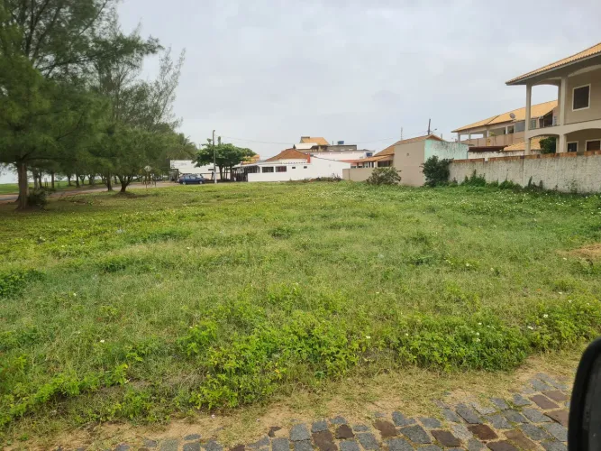 Terreno frente praia