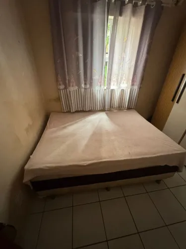 Cama