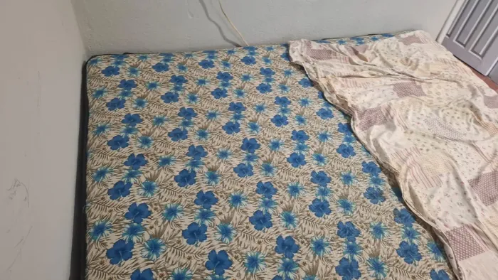 Cama Box de casal espuma semi nova. $360