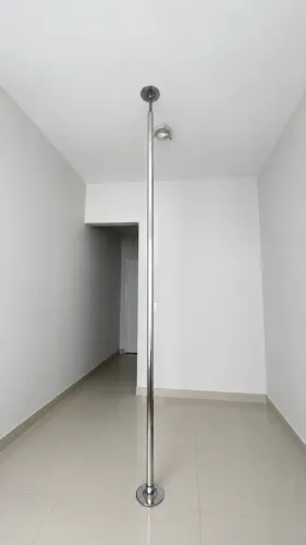 Barra de pole dance levit