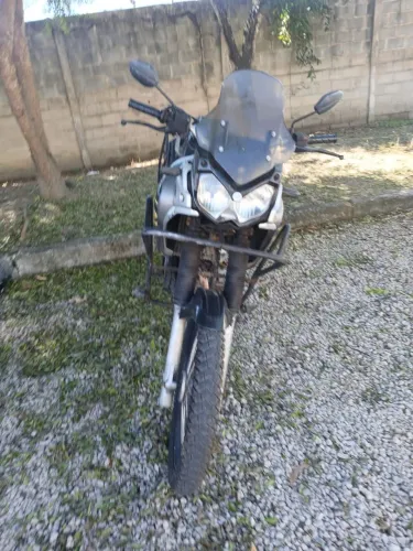 ÓTIMA MOTO XTZ 250 TENERE FUTURA QUITAÇÃO