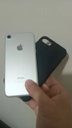 ? iPhone 7 64GB - Completo + Acessórios | Pronta Entrega