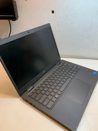 DELL LATITUDE | CORE i3 11ª GERAÇÃO | 8GB RAM | INTEL IRIS Xe | SSD 128GB |