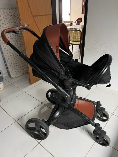 Carrinho de bebê 360°
