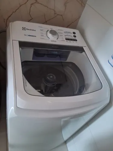 Máquina de Lavar Roupas Electrolux 14kg Jet & Clean