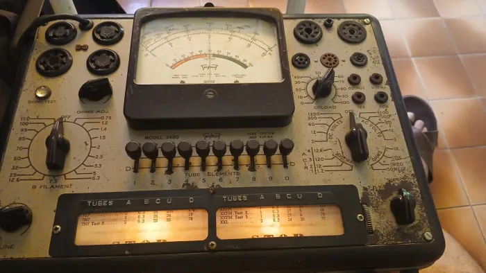 Tube tester TRIPLET MODELO 3480 FUNCIONAMDO