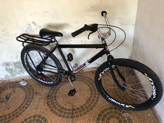 Bicicleta aro 26 montadinha