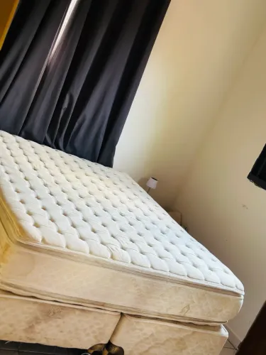 Cama Queen