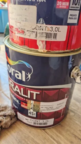 Tinta coral cor lenha