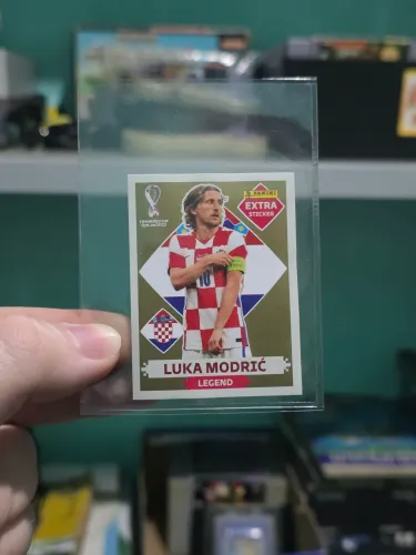 Figurinha Extra Luka Modric Ouro (Gold) - Copa do Mundo 2022 Panini - Estado Impecável!