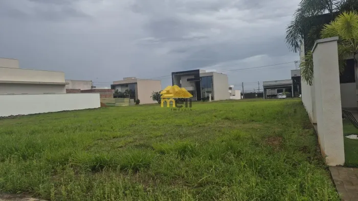 Terreno em Condomínio para Venda em Presidente Prudente, Condomínio Residencial Royal Park