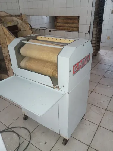 Máquina modeladora para pão Gpaniz
