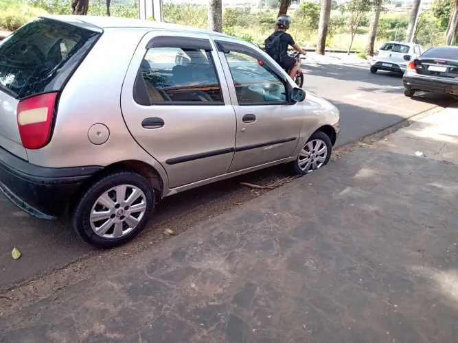 Fiat Palio EX 1.0 MPI 4P 2000