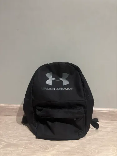 mochila under armour