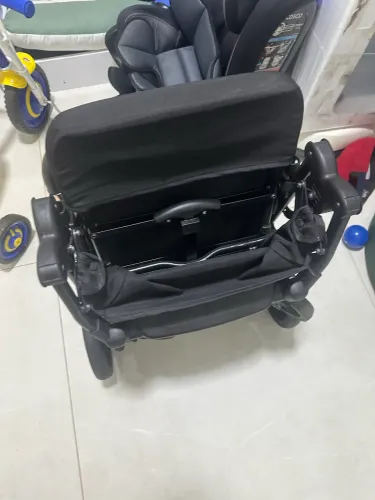 É do carrinho de bebê em ótimo estado