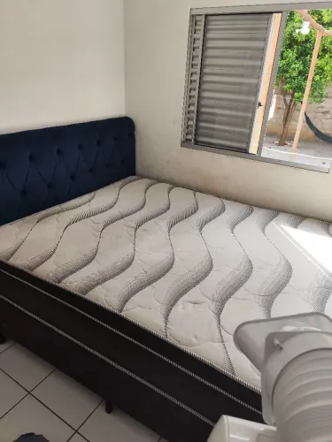 Cama box Queen size + Cabeceira