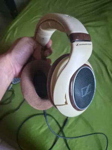 Fone sennheiser HD 598 Ivory