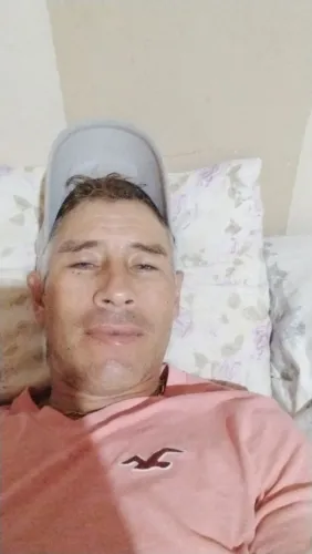Trabalho como marido de aluguel fasso tudo que e serviço o que você precisa 