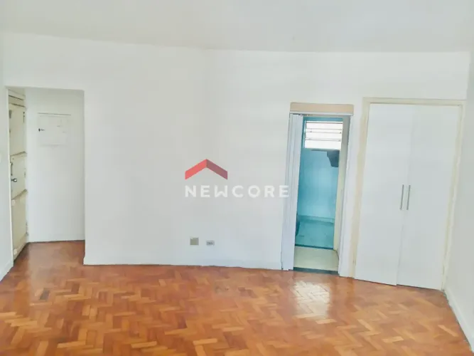 Apartamento em Rua Vinte e Quatro de Maio, 188 - Centro - São Paulo/SP