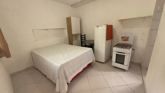 Suíte mobiliada próx ao Carrefour AV.Recife