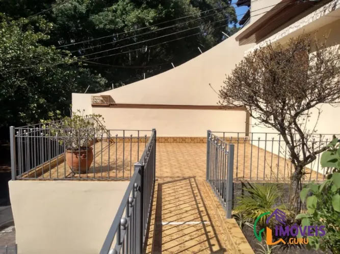 CASA ASSOBRADADA - MORUMBI - SP