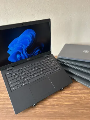 Notebook Dell i5 11ª Geração / IrisXe Graphics / 12GB RAM / 120 GB SSD / Tela 14?