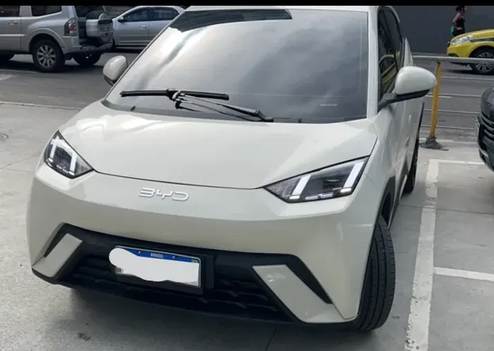 BYD Dolphin Mini (Elétrico) 2025