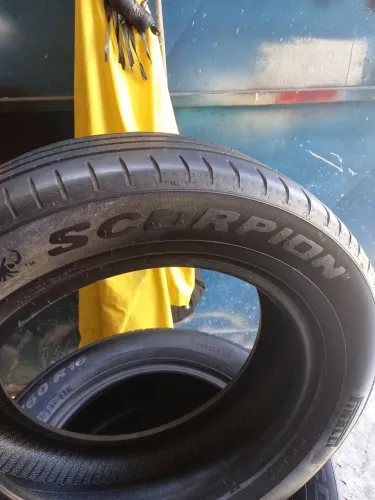 Pneus 205 60 R16 PIRELLI SCORPION Muita borracha venha retirar
