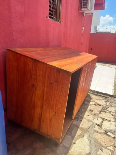Casinha para cachorro de grande porte em madeira maciça 