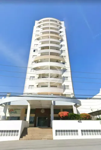 Excelente apartamento no Edifício Avenida - região Central codigo: 335244