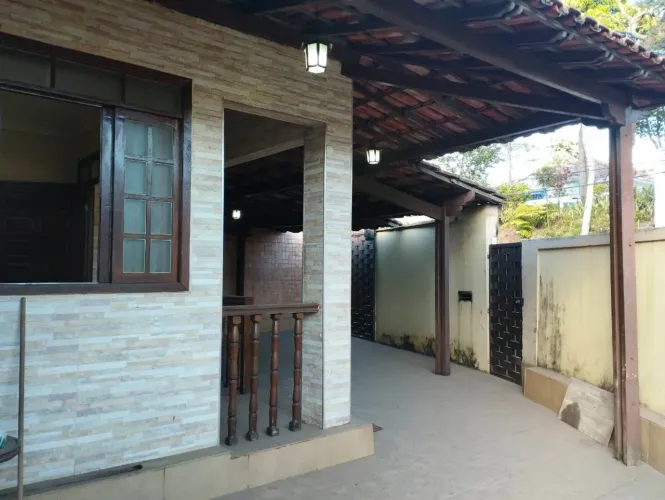 Casa em Rua Presidente Juscelino Kubitschek - Siderúrgica - Sabará/MG