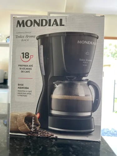 Cafeteira Mondial Black 18 xícaras