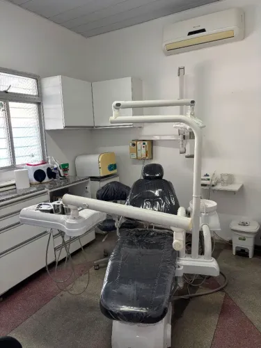 Consultório Odontológico (e Clínica Médica)