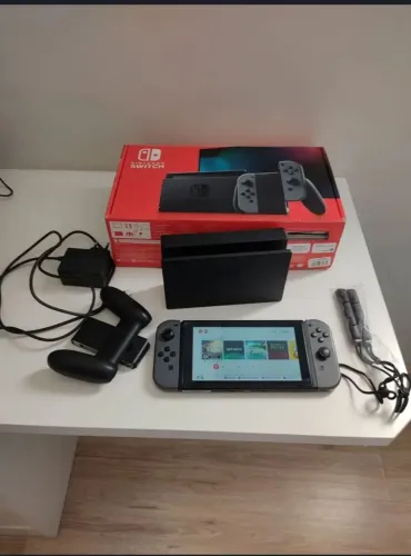 Nintendo switch v2 desbloqueado troco por New 3ds