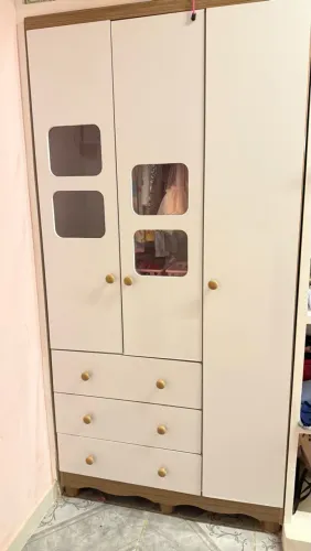 Guarda roupa infantil