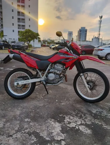 Vende-se Honda XR Tornado 250 cc, carburada